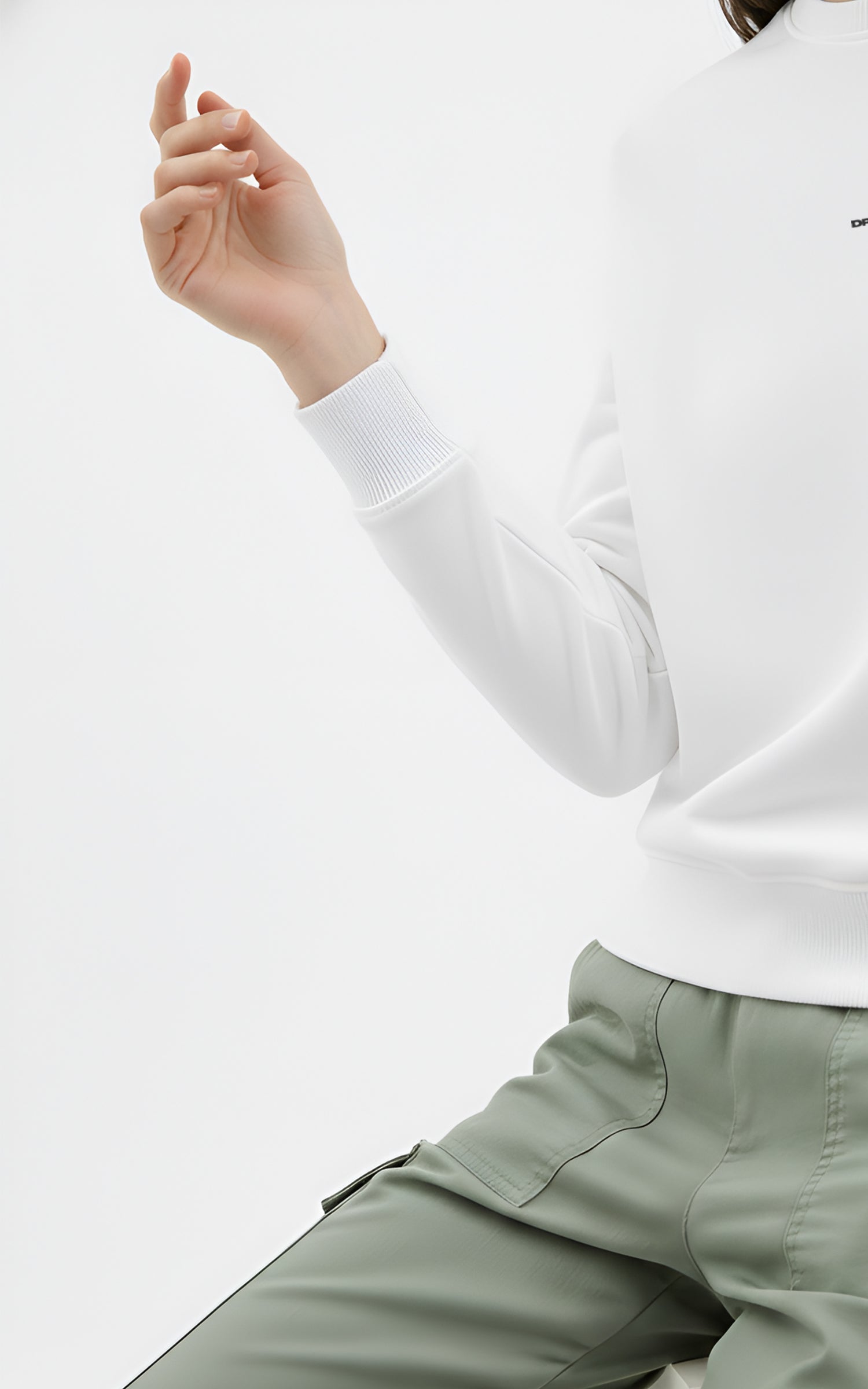 The DROP-OUT Signature Oversized White Crewneck Sweatshirt for Female